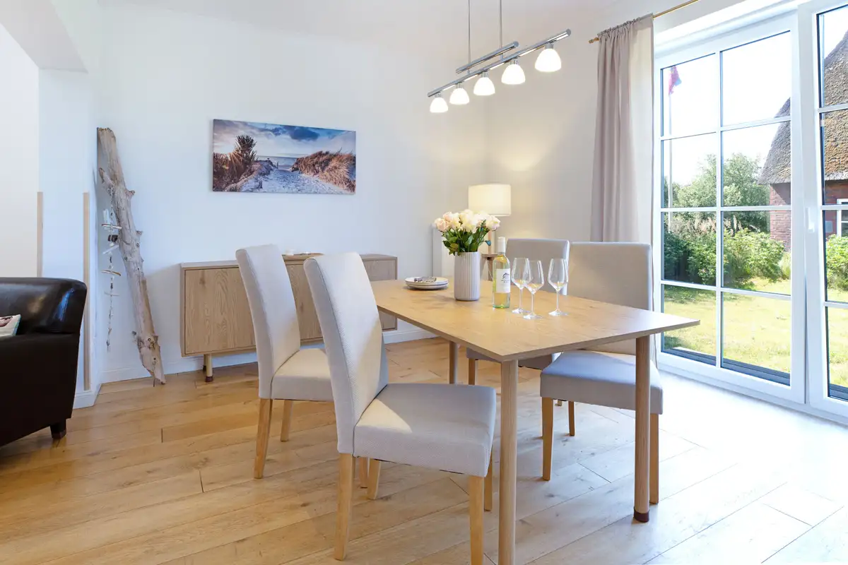 Ferienwohnung Sylt List Haus Frischwasser Esszimmer