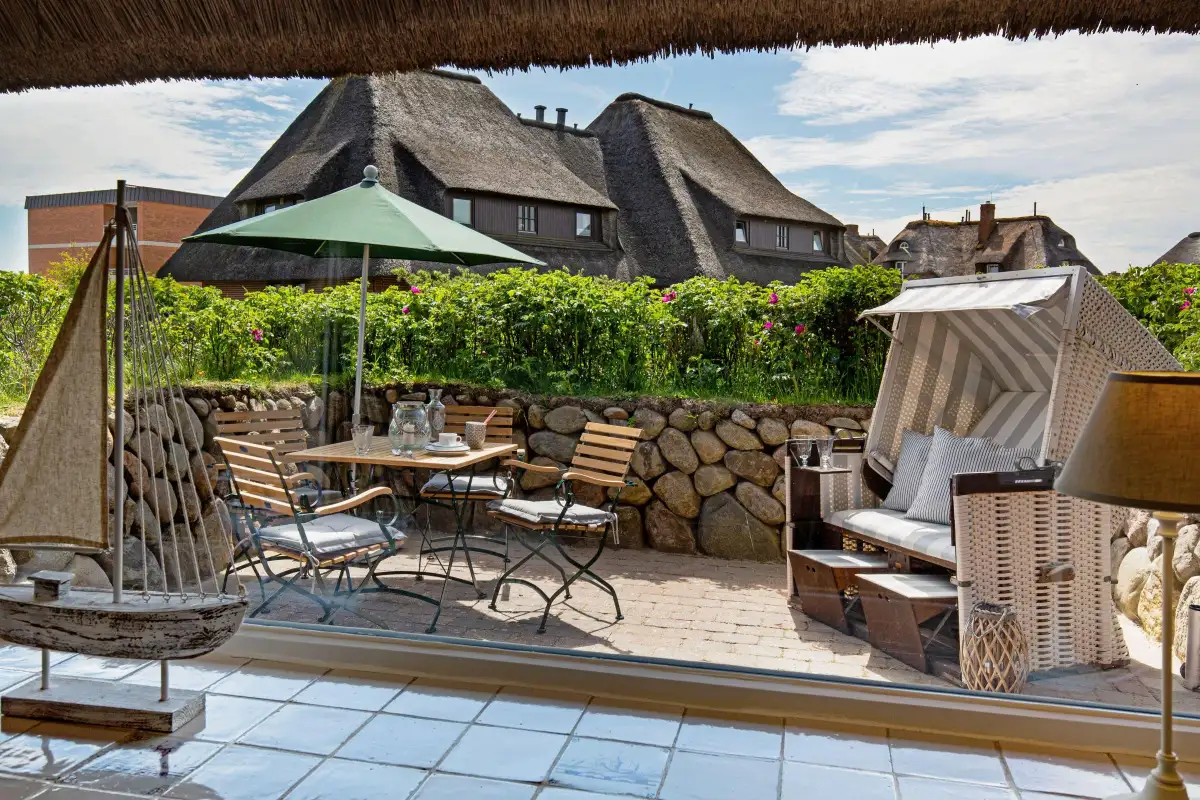 Ferienwohnung Sylt List Heckenrose Terrasse