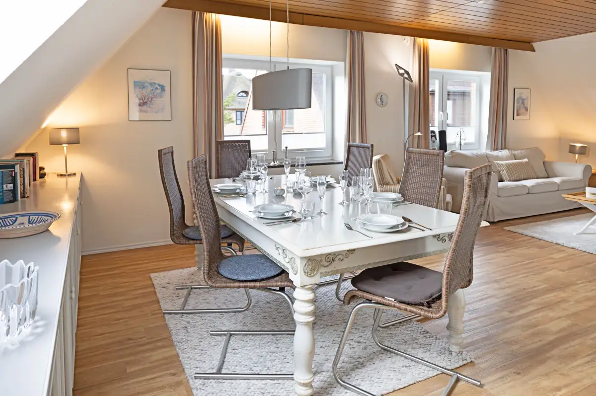 Ferienwohnung Sylt List Sonnenschein Esstisch
